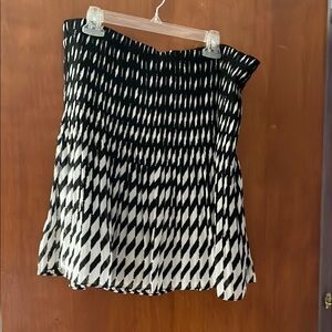 Alfani stretch waist Black and White Patterned Women's Skirt Petite Large